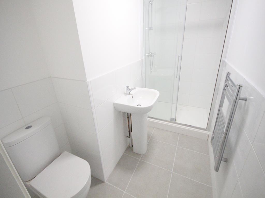 2 bedroom apartment To Let in Earby - IMG_5058.jpg